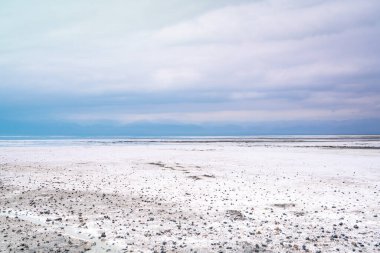 Çin, Qinghai 'deki Caka Tuz Gölü. Çin' deki Chaka Tuz Gölü. Qinghai 'nin Chaka Salt Lake' i hayallerle dolu.