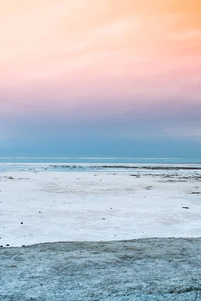 Çin, Qinghai 'deki Caka Tuz Gölü. Çin' deki Chaka Tuz Gölü. Qinghai 'nin Chaka Salt Lake' i hayallerle dolu.