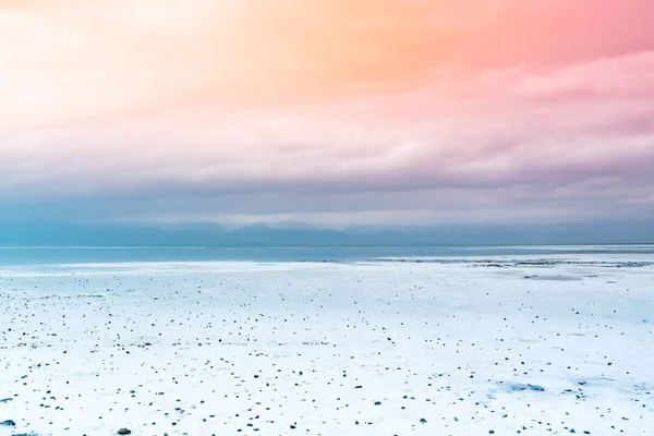 Çin, Qinghai 'deki Caka Tuz Gölü. Çin' deki Chaka Tuz Gölü. Qinghai 'nin Chaka Salt Lake' i hayallerle dolu.