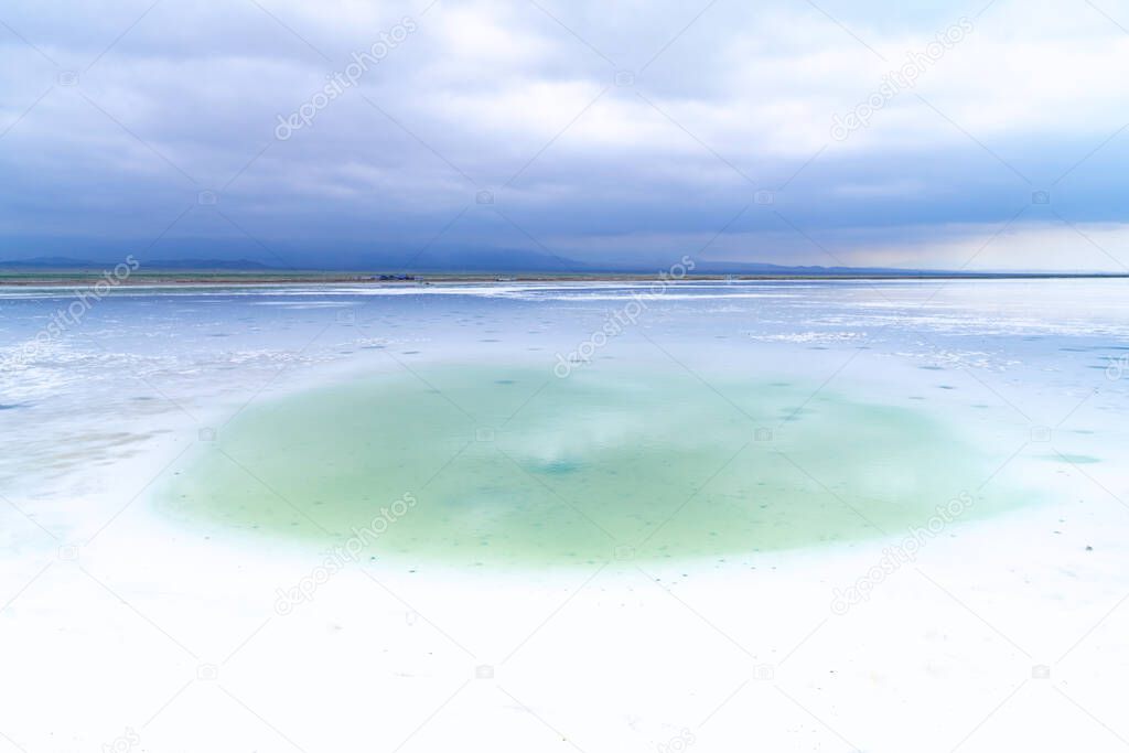 Caka Salt Lake in Qinghai, China.Chaka Salt Lake in Qinghai, China. Qinghai's Chaka Salt Lake is full of fantasy scenery