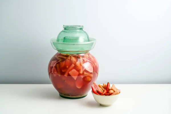 Sichuan laotan pickle and a small bowl of pickles. — Stock Image Sichuan Laotan Pickle Small Bowl Pickles Stock Picture