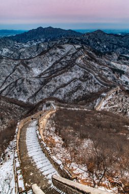 Çin, Pekin 'de kar sonrası Mutianyu Çin Seddi. Çin Seddi, Pekin