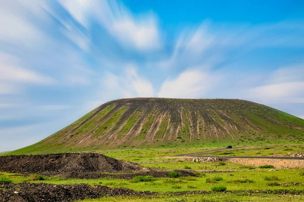 Ulan Qab Volkanı, İç Moğolistan, Çin. Ulan Hada Volkanik Parkı.