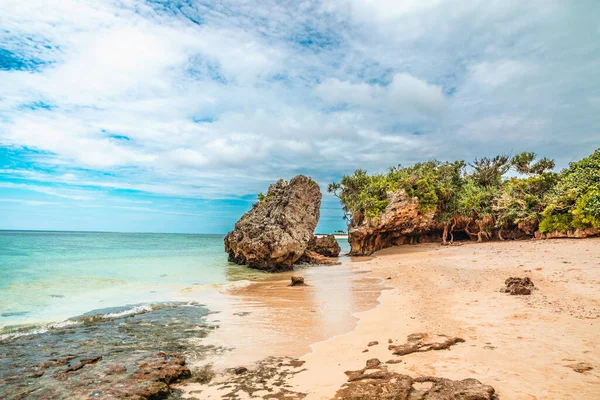 Emerald Plajı, Okyanus Fuarı Parkı, Okinawa, Japonya
