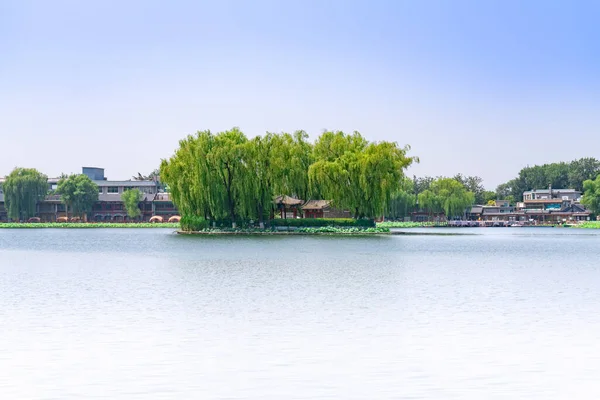 Verano Shichahai Beijing China Hermosa Isla Del Lago Shichahai Agua — Foto de Stock