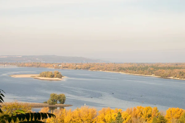 Uitzicht Rivier Dnjepr Herfst Kaniv Oekraïne Tarasova Hill Chernecha Hora — Stockfoto