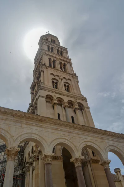 Split Croatia June 2019年6月15日在斯普利特的第欧克里田宫殿附近的圣罗什教堂 — 图库照片