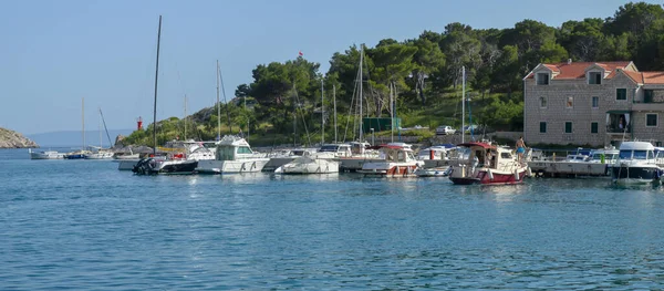 Makarska Croacia Junio Vista Panorámica Los Barcos Pesqueros Muelle Makarska —  Fotos de Stock