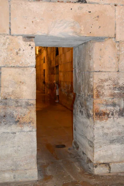 Split Croatia June 2019 크로아티아 스플릿에 디오클레티아누스의 궁전의 지하실 그곳에서 — 스톡 사진