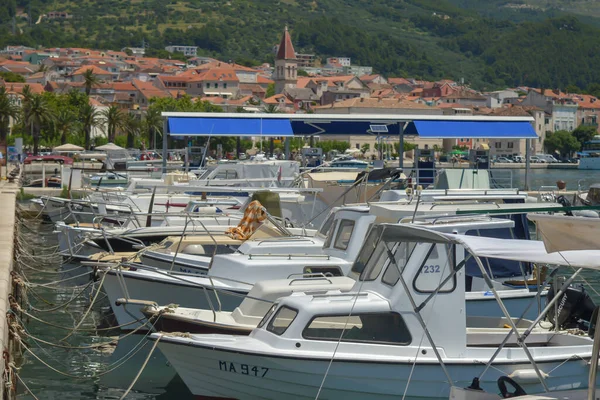 Makarska Croácia Junho Barcos Pescadores Cais Makarska Croácia Junho 2019 — Fotografia de Stock