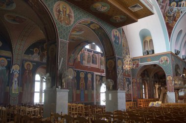 PROTARAS, CYPRUS - 12 Haziran 2018 'de Kıbrıs Rum Kesimi' nin Paralimni kentinde Aziz George Kilisesi.