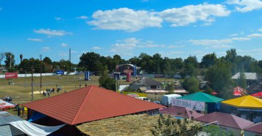 Velyki Sorochintsi, UKRAINE - 25 Ağustos 2017: Ulusal Ukrayna yıllık pazarı 