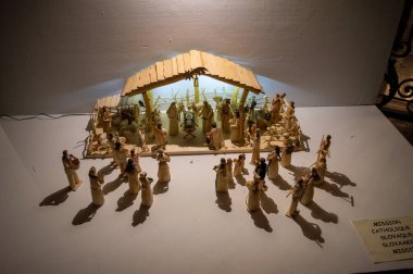 BRÜKSEL, BELGIUM - 29 Aralık 2018: St. Michael ve St. Gudula Katedrali 29 Aralık 2018.