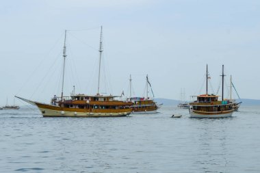 BÖLÜM, CROATIA - 15 Haziran 2019 'da Hırvatistan' ın Split kentinde geleneksel ahşap yelkenli.
