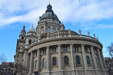 BUDAPEST, HUNGARY - 29 Aralık 2017: Aziz Stephen Bazilikası (Szent Istvan Bazilika) 29 Aralık 2017.