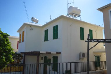 PROTARAS, CYPRUS - 18 Haziran: 18 Haziran 2018 'de Kıbrıs Rum Kesimi' nin Protaras kentindeki geleneksel köy.