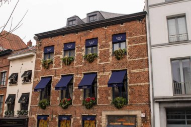 BRÜKSEL, BELGIUM - 30 Aralık 2018: L 'Ecailler du Palais Royal Restaurant, Brüksel, Belçika. 