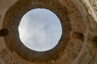 BÖLÜM, CROATIA - 15 Haziran: Peristil of Diocletian 's Palace 15 Haziran 2019 'da Split' te.
