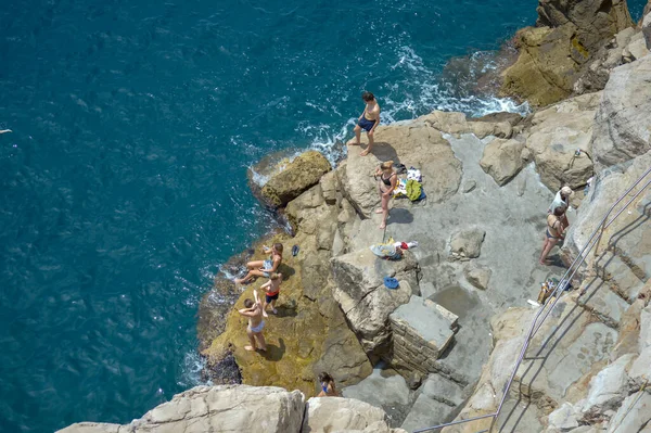 Dubrovnik Kroatien Juni Strand Unter Den Mauern Der Altstadt Dubrovnik — Stockfoto