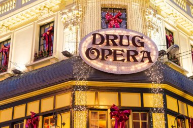 BRÜKSEL, BELGIUM - 1 Ocak 2019: Brüksel, Belçika 'da Uyuşturucu Operası Restoranı. 