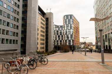 BRÜKSEL, BELGIUM - 3 Ocak 2019: 3 Ocak 2019 'da Brüksel' de Avrupa Parlamentosu binası.