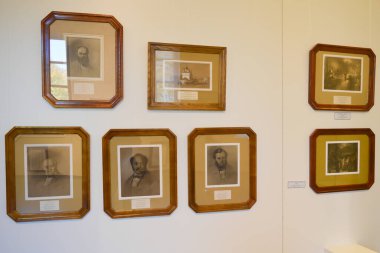 KANIV, UKRAINE - 14 Ekim 2018 Taras Hill 'deki Taras Shevchenko Müzesi veya Kaniv, Ukrayna' daki Chernecha Hora. 