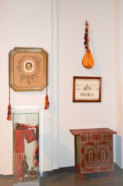 KANIV, UKRAINE - 14 Ekim 2018 Taras Hill 'deki Taras Shevchenko Müzesi veya Kaniv, Ukrayna' daki Chernecha Hora. 