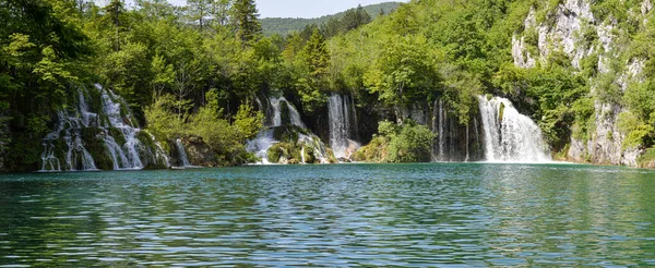 Walking Plitvice Lakes National Park Croatia — Stock Photo, Image