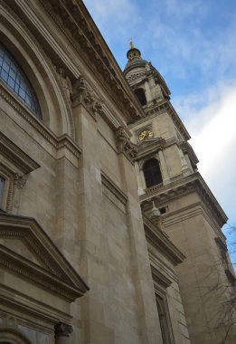 BUDAPEST, HUNGARY - 29 Aralık 2017: Aziz Stephen Bazilikası (Szent Istvan Bazilika) 29 Aralık 2017.