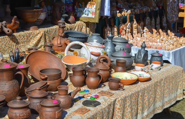 Velyki Sorochintsi, UKRAINE - 25 Ağustos 2017: Ulusal Ukrayna yıllık pazarı Sorochinska Yrmorka, Ukrayna