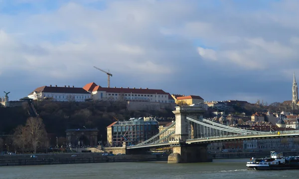 Budapest Hungría Diciembre 2017 Puente Cadena Szechenyi Sobre Danubio Budapest — Foto de Stock