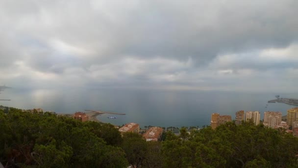 Malaga Spanien Juli 2023 Panorama Luftaufnahme Von Málaga Einem Bewölkten — Stockvideo