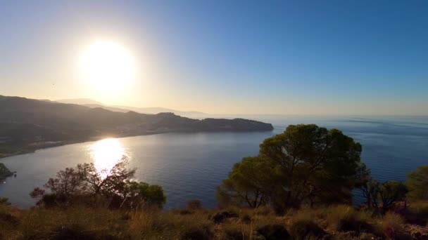 Nascer Sol Sobre Mar Mediterrâneo Cerro Gordo Herradura Andulasia Sul — Vídeo de Stock