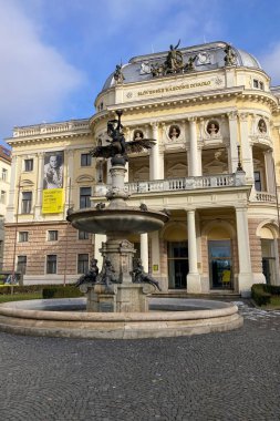 SLOVAKIA, BRATISLAVA - 8 Ocak 2025: Slovak Ulusal Tiyatrosu, Slovakya 'nın Bratislava kentindeki en eski profesyonel tiyatrodur.