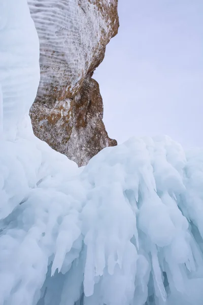 Rock cliff with ice in Lake Baikal, Russia, landscape photography — Stock Photo, Image