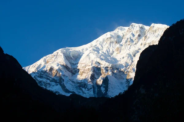 Bergslandskap Med Snö Nepal Morgonen Naturfotografi — Stockfoto