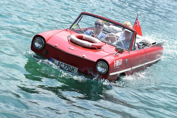 Cada Año Salzkammergut Fin Semana Junio Los Propietarios Coches Natación — Foto de Stock