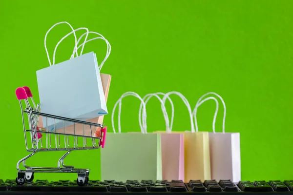 Shopping Online Ecommerce Ordine Online Concept Borsa Colorata Nel Carrello — Foto Stock