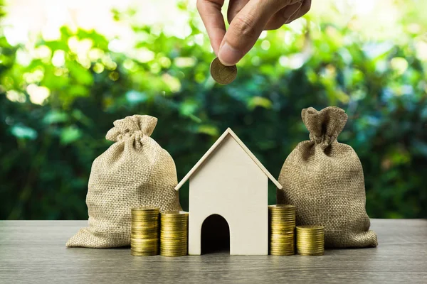 Oszczędność pieniędzy, kredyt mieszkaniowe, kredyt hipoteczny, inwestycja w nieruchomości dla FUT — Zdjęcie stockowe