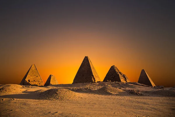Pyramids Sudan Sunrise Background — Stock Photo, Image