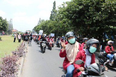 23 Eylül 2019, Gejayan, Endonezya: Gejayan Çağrısı (Endonezyaca: Gejayan Memanggil) barış gösterisine Yogyakarta 'daki çeşitli kampüslerden öğrenciler katıldı..