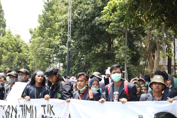 2019年9月23日 インドネシア ゲジャヤン市 ゲジャヤン コール インドネシア語 Gejyan Memanggil 平和デモに参加しました — ストック写真