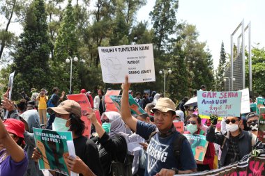 23 Eylül 2019, Gejayan, Endonezya: Gejayan Çağrısı (Endonezyaca: Gejayan Memanggil) barış gösterisine Yogyakarta 'daki çeşitli kampüslerden öğrenciler katıldı..