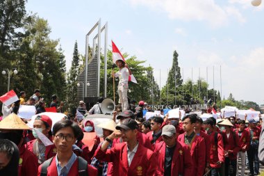 23 Eylül 2019, Gejayan, Endonezya: Gejayan Çağrısı (Endonezyaca: Gejayan Memanggil) barış gösterisine Yogyakarta 'daki çeşitli kampüslerden öğrenciler katıldı..