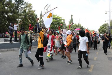 23 Eylül 2019, Gejayan, Endonezya: Gejayan Çağrısı (Endonezyaca: Gejayan Memanggil) barış gösterisine Yogyakarta 'daki çeşitli kampüslerden öğrenciler katıldı..