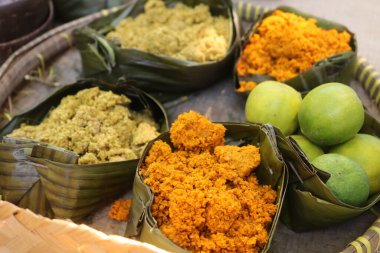 Jamu (eski Heceleme: Djamu) Endonezya 'nın geleneksel bir ilacıdır. Ağırlıklı olarak kök, kabuk, çiçek, tohum, yaprak ve meyve gibi doğal maddelerden üretilen bitkisel bir ilaçtır..