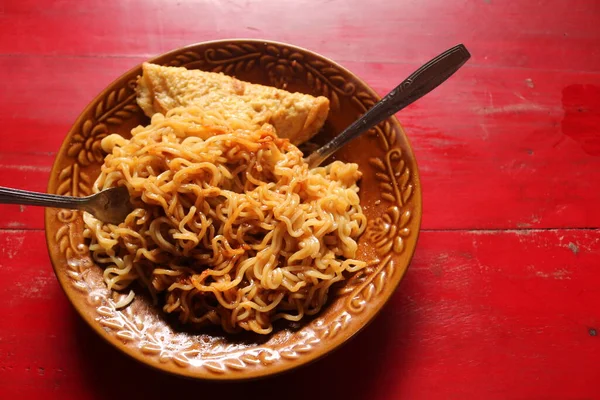 Delicious Fried Noodles Plate — Stock Photo, Image