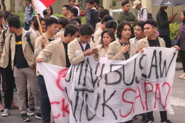 09 Mart 2020, Sleman, Endonezya: Gejayan Çağrı Hareketi (Endonezyaca: Gejayan Memanggil) Yogyakarta 'daki çeşitli kampüslerden öğrenciler tarafından organize edildi..