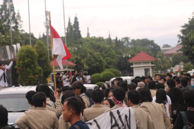 09 Mart 2020, Sleman, Endonezya: Gejayan Çağrı Hareketi (Endonezyaca: Gejayan Memanggil) Yogyakarta 'daki çeşitli kampüslerden öğrenciler tarafından organize edildi..