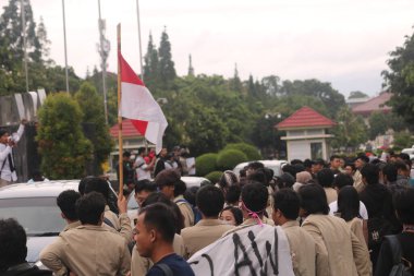 09 Mart 2020, Sleman, Endonezya: Gejayan Çağrı Hareketi (Endonezyaca: Gejayan Memanggil) Yogyakarta 'daki çeşitli kampüslerden öğrenciler tarafından organize edildi..
